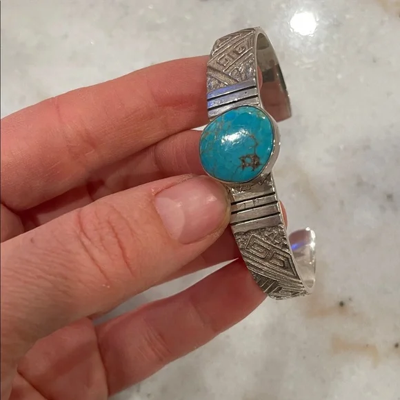 Silver and Turquoise Bracelet - Picture 1 of 4
